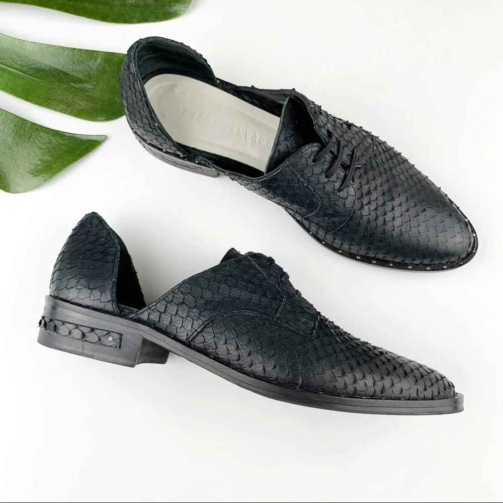 Freda Salvador Wit D’orsay Oxford Shoes Textured Black Leather 7